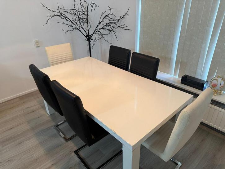 Eettafel met stoelen - Complete set!, Huis en Inrichting, Tafels | Eettafels, Gebruikt, 100 tot 150 cm, 150 tot 200 cm, Vier personen