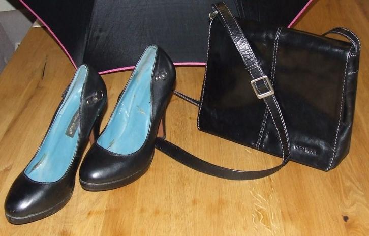 schoudertas en schoenen, Sieraden, Tassen en Uiterlijk, Tassen | Schoudertassen, Gebruikt, Overige merken, Zwart, Leer, Ophalen of Verzenden