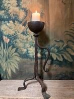 18e eeuws antiek franse smeedijzer kandelaar, Ophalen of Verzenden, Overige materialen