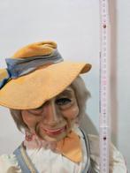 Antieke Mechanische Pop, Ophalen of Verzenden