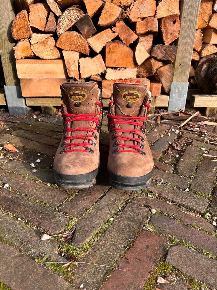 Meindl Bergschoenen / Wandelschoenen, Kleding | Heren, Schoenen, Zo goed als nieuw, Wandelschoenen of Bergschoenen, Bruin, Ophalen of Verzenden