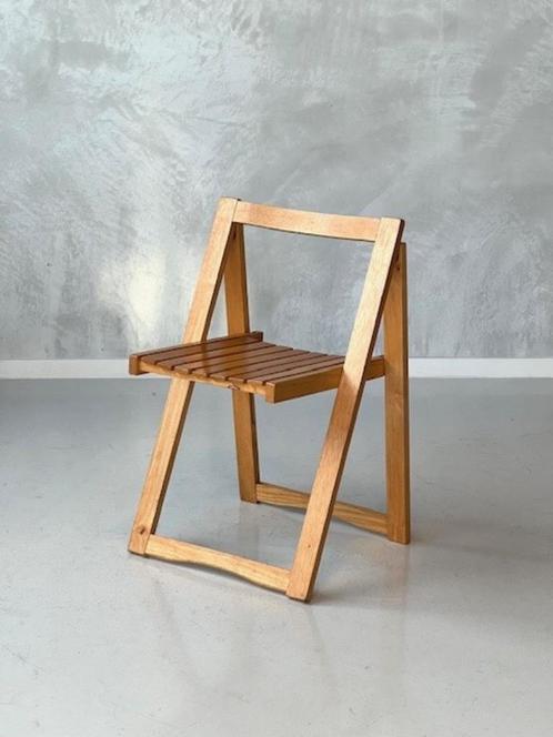 Jaren 70 klapstoel vintage Aldo Jacober retro folding chair, Huis en Inrichting, Stoelen, Gebruikt, Eén, Hout, Bruin, Ophalen of Verzenden