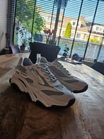 Steve madden sneakers. Grijs/zilver/wit, Ophalen of Verzenden, Nieuw, Wit, Sneakers of Gympen