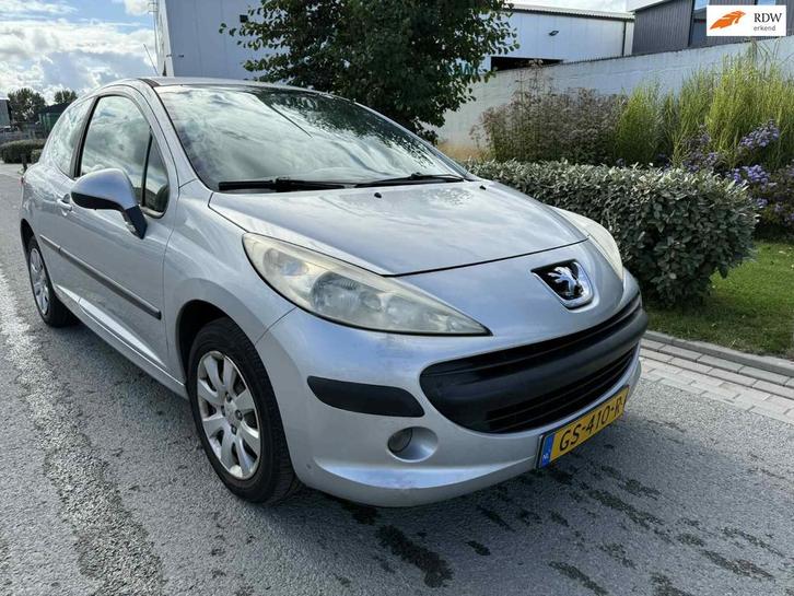 Peugeot 207 1.4-16V XR incl gloednieuwe apk en garantie !, Auto's, Peugeot, Bedrijf, Te koop, ABS, Airbags, Centrale vergrendeling