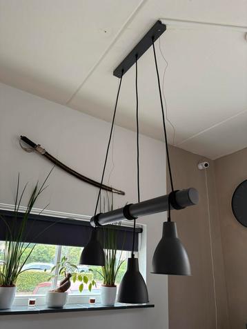 Eettafel plafondlamp beschikbaar voor biedingen