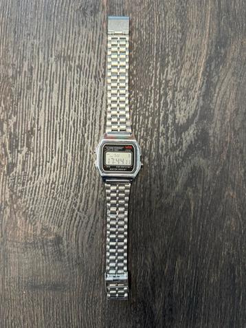 Casio Look Horloge beschikbaar voor biedingen