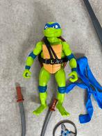 Ninja turtle grote pop zwaard en oogdoek, Kinderen en Baby's, Speelgoed | Actiefiguren, Ophalen of Verzenden, Zo goed als nieuw