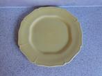 Bord 17 cm. Geel Petrus Regout Maastricht, Antiek en Kunst, Antiek | Servies los, Ophalen of Verzenden