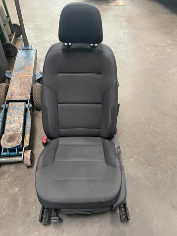 Golf 7 comfortline interieur beschikbaar voor biedingen