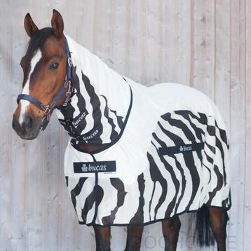 Gezocht, Bucas Buzz Off Rain Zebra 6'6 145/198 beschikbaar voor biedingen