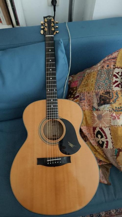 Maton CJ85 + pickup & case, Muziek en Instrumenten, Snaarinstrumenten | Gitaren | Akoestisch, Western- of Steelstringgitaar, Ophalen of Verzenden