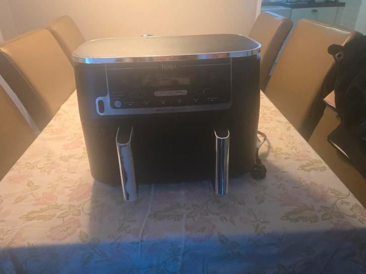 Ninja Airfryer - Perfect voor gezonde maaltijden!, Huis en Inrichting, Slaapkamer | Nachtkastjes, Zo goed als nieuw, Minder dan 55 cm