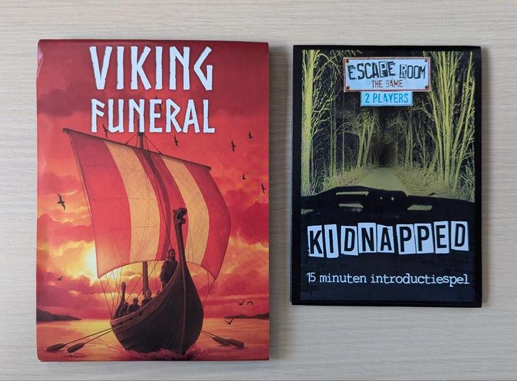 Escape Room The Game: Viking Funeral & Kidnapped, Hobby en Vrije tijd, Gezelschapsspellen | Bordspellen, Zo goed als nieuw, Een of twee spelers