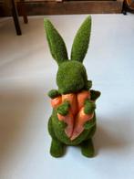 Groene Paashaas met wortels ornament 30cm hoog, Ophalen of Verzenden, Zo goed als nieuw