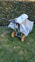 kranten/folder kar, Tuin en Terras, Ophalen, Gebruikt