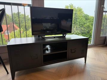 Tv meubel metaal exclusief tv