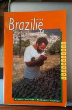 Brazilië Landenreeks over mensen politiek economie + cultuur, Ophalen of Verzenden, Zo goed als nieuw