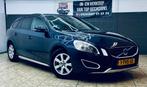Volvo V60 1.6 T3 Momentum/2DE EIG/TOP STAAT/RIJKLAAR/, Voorwielaandrijving, Zwart, 150 pk, Blauw