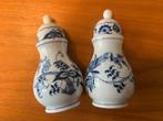 Blue Danube servies, zout en pepervaatje, Antiek en Kunst, Antiek | Servies los, Ophalen of Verzenden