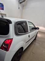 Nette Renault Twingo 1.2 16V 2011 Wit Airco/ APK/ trekhaak, 839 kg, Twingo, 74 pk, 4 cilinders