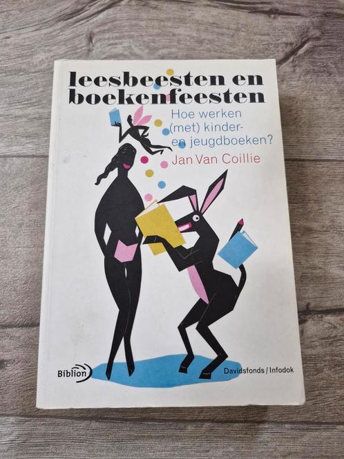 J. Coillie - Leesbeesten en boekenfeesten, Boeken, Wetenschap, Zo goed als nieuw, Ophalen