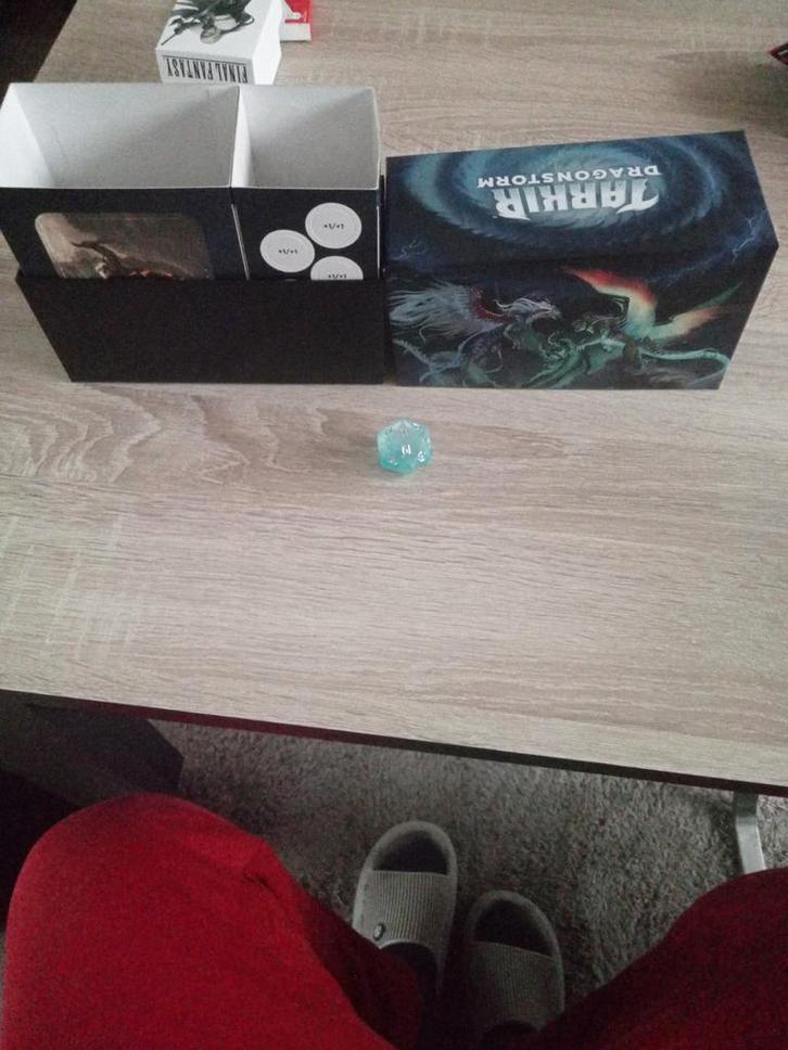 Lege Bundel Boxen: MTG, Final Fantasy, Edge of Eternity, Hobby en Vrije tijd, Gezelschapsspellen | Bordspellen, Zo goed als nieuw