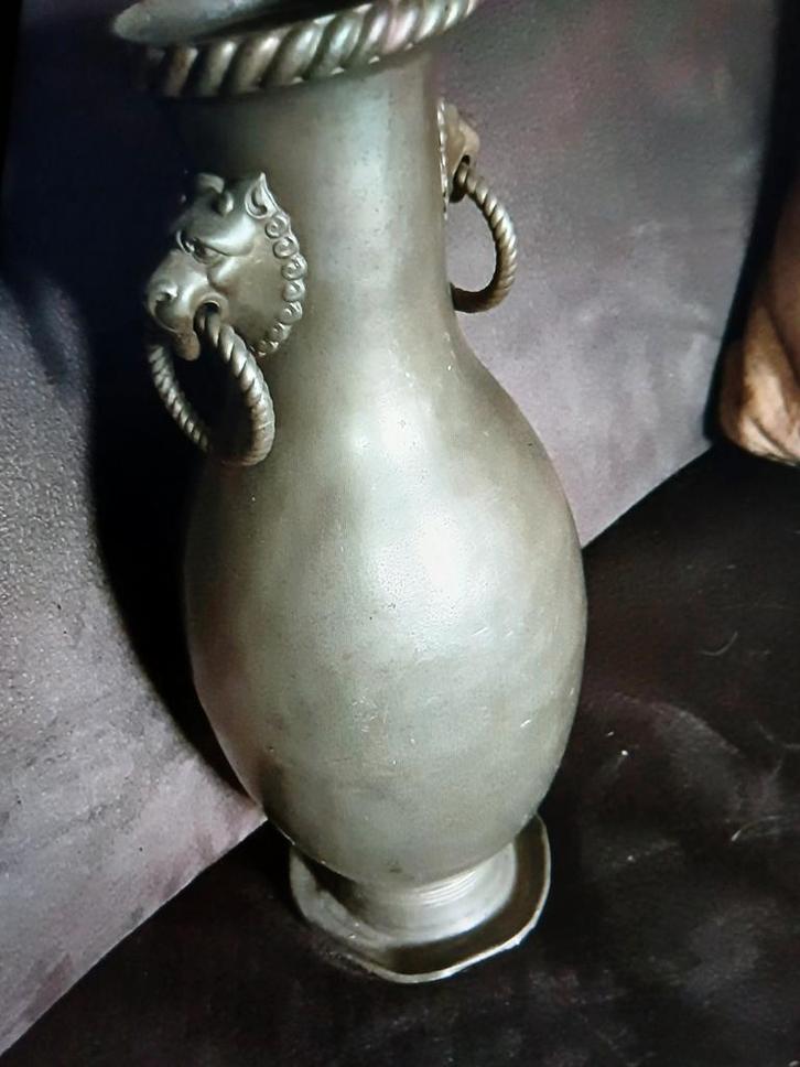Tinnen Vaas met Leeuwenkoppen - Gemerkt, Antiek en Kunst, Antiek | Tin, Ophalen of Verzenden