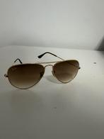 Ray ban zonnebril, Sieraden, Tassen en Uiterlijk, Zonnebrillen en Brillen | Dames, Ophalen, Gebruikt, Zonnebril, Overige kleuren
