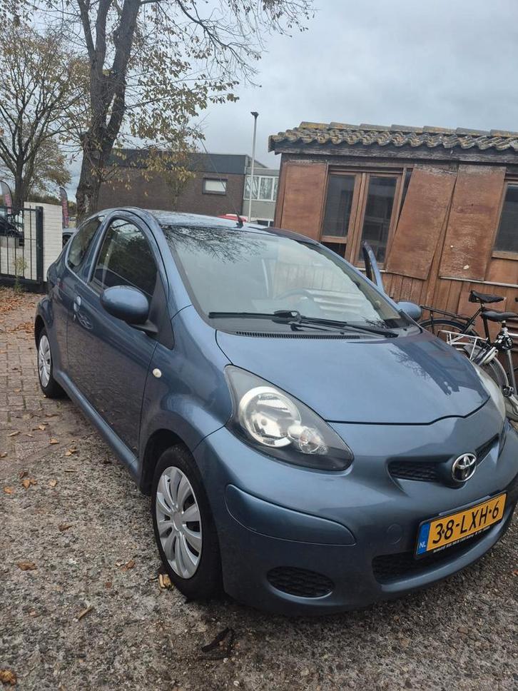 Toyota Aygo 1.0 12V Vvt-i 3DRS MMT 2009 Blauw, Auto's, Toyota, Particulier, Aygo, Benzine, A, Hatchback, Automaat, Geïmporteerd