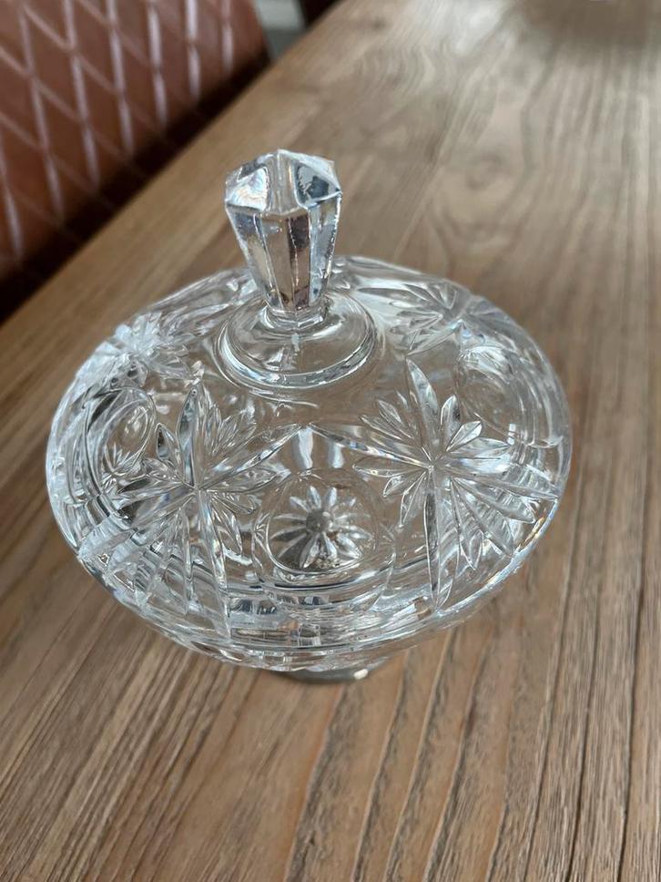 KERST: Kristallen Bonbonnière met Deksel, Antiek en Kunst, Antiek | Glas en Kristal, Ophalen of Verzenden