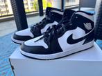 Air Jordan 1 Mid Black White, Kleding | Heren, Schoenen, Overige kleuren, Verzenden, Air Jordan, Nieuw