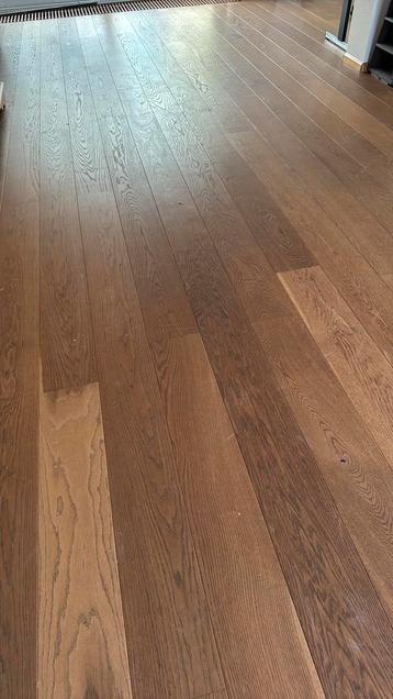 Eiken Houten Vloerdelen beschikbaar voor biedingen