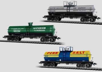 Marklin H0 45580 3 tankcars van Amerikaans type. Type 105A beschikbaar voor biedingen