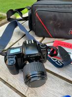 Canon EOS 1000F Analoge Camera met extra lenzen & Tas, Audio, Tv en Foto, Fotocamera's Analoog, Ophalen of Verzenden, Gebruikt