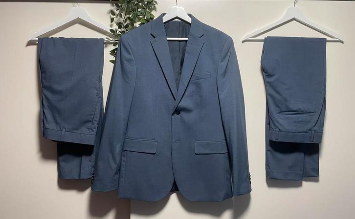 Mooi heren pak maat 48, Kleding | Heren, Kostuums en Colberts, Zo goed als nieuw, Maat 48/50 (M), Blauw, Ophalen of Verzenden
