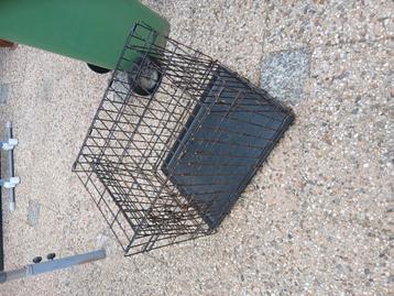 Honden bench afmetingen 60x50x40 cm  beschikbaar voor biedingen