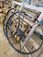 2 grote karrewielen, heel mooi, Ophalen