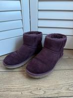 Orginele paarse uggs maat 39, Kleding | Dames, Schoenen, Ophalen of Verzenden, Zo goed als nieuw, Overige kleuren