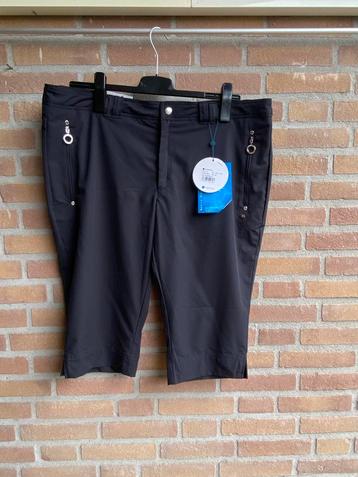 Lutha korte wandelbroek beschikbaar voor biedingen