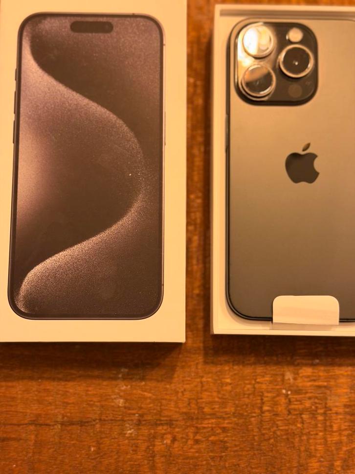 Iphone 15 PRO 256GB /titaniumBLACK #18mnd 91% batt, Telecommunicatie, Mobiele telefoons | Apple iPhone, Zo goed als nieuw, 256 GB