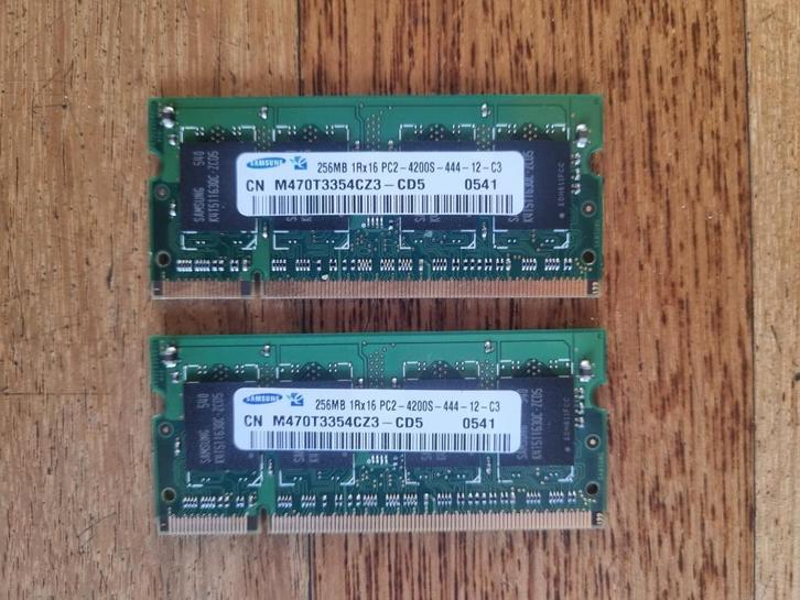 Samsung 256 Mb DDR2 SO-DIMM geheugen, Computers en Software, RAM geheugen, Zo goed als nieuw, Laptop, 1 GB of minder, DDR2, Ophalen