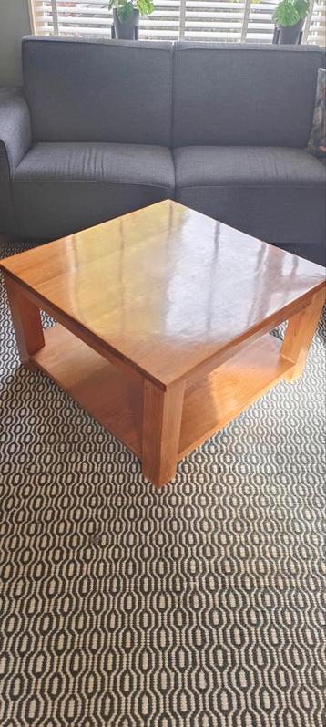 Teakhouten Salontafel beschikbaar voor biedingen