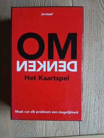 Omdenken het kaartspel beschikbaar voor biedingen