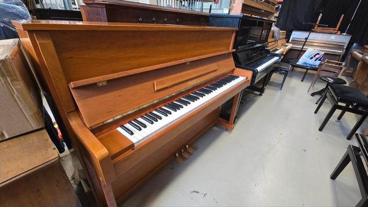 Nordiska piano als nieuw incl gratis transport in NL & BE bg, Muziek en Instrumenten, Piano's, Zo goed als nieuw, Ophalen