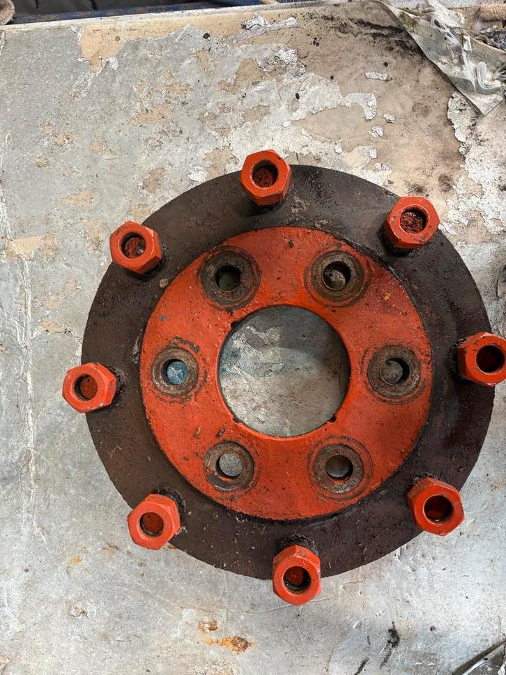 Versteekring Ford 6 gaats naar grote ZF steek, Zakelijke goederen, Agrarisch | Onderdelen | Banden, Velgen en Assen, Ophalen