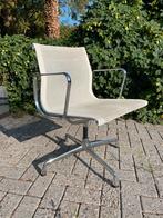 Vitra Eames EA-108 designstoel (938), Huis en Inrichting, Stoelen, Ophalen, Gebruikt, Wit, Eén