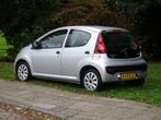 Peugeot 107 1.0 Access Accent met Radio en Airco, Voorwielaandrijving, Euro 5, Startonderbreker, Gebruikt