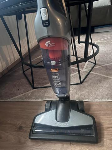 Handige Stofzuiger - Gebruikt beschikbaar voor biedingen