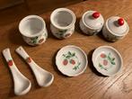 Speelgoedservies theeservies porselein thema aardbei, Ophalen of Verzenden, Overige materialen, Speelkeuken-accessoire