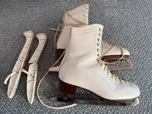 Witte leren dames kunstschaats maat 39 ZGAN van SlM Canada, Sport en Fitness, Schaatsen, Nieuw, Kunstschaatsen, Overige merken